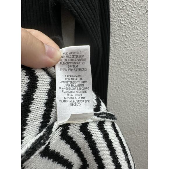 Studio One Womens Dress Size Medium Black Chevron Knit - Picture 6 of 12